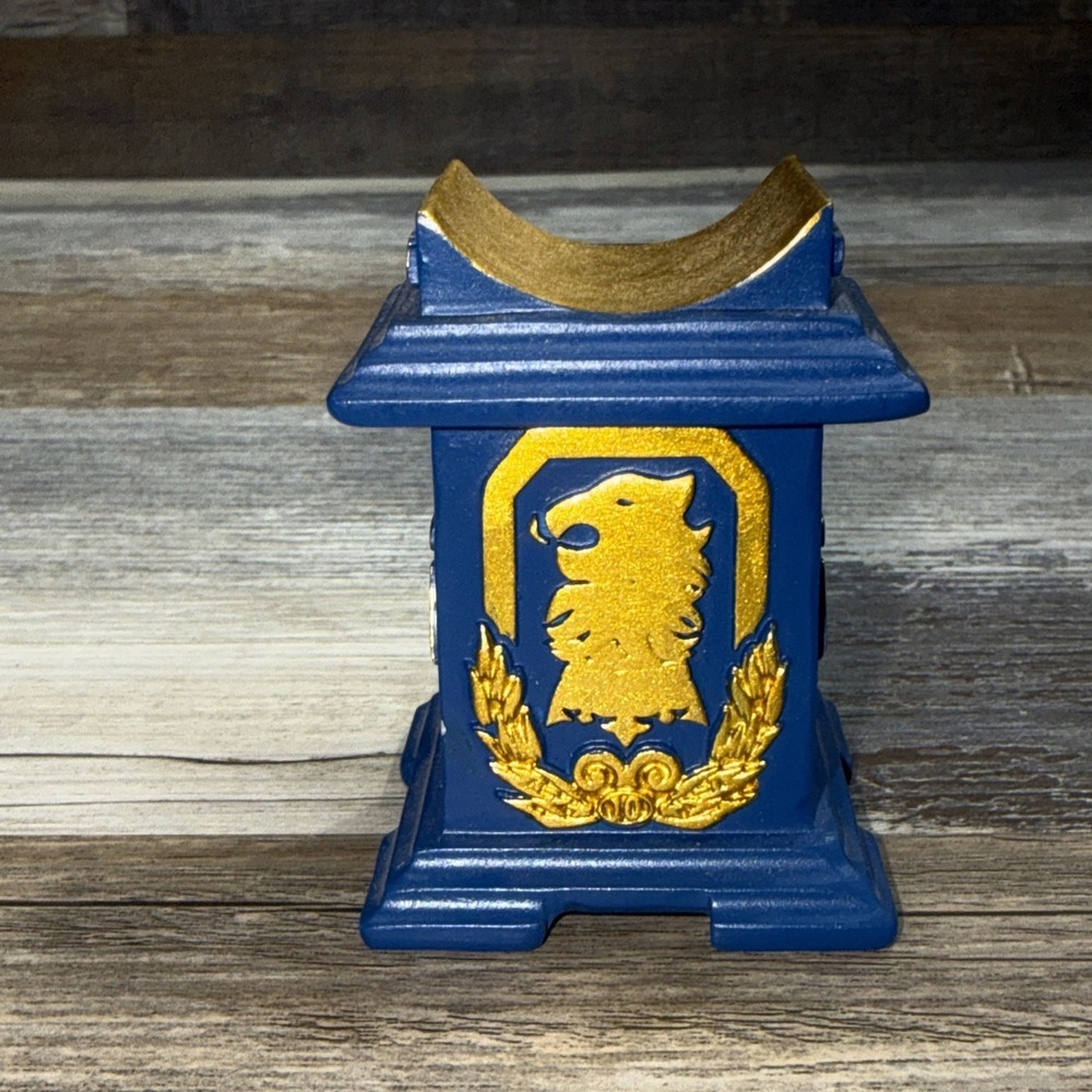 Drew Estate Undercrown 10 Anniversary Blue Gold Podium Cigar Rest Stand Pin - Picture 4 of 6